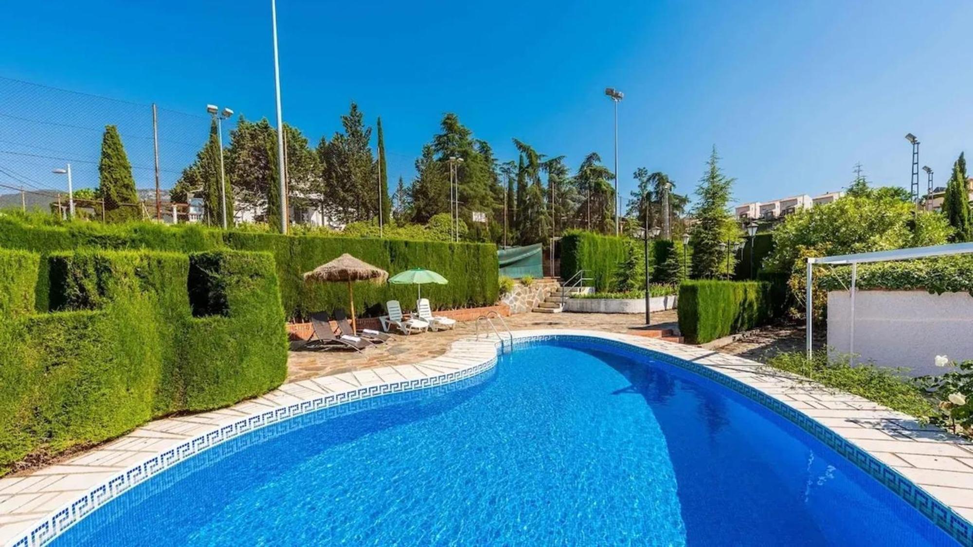 Spacious Villa With Private Pool In 모나칠 외부 사진